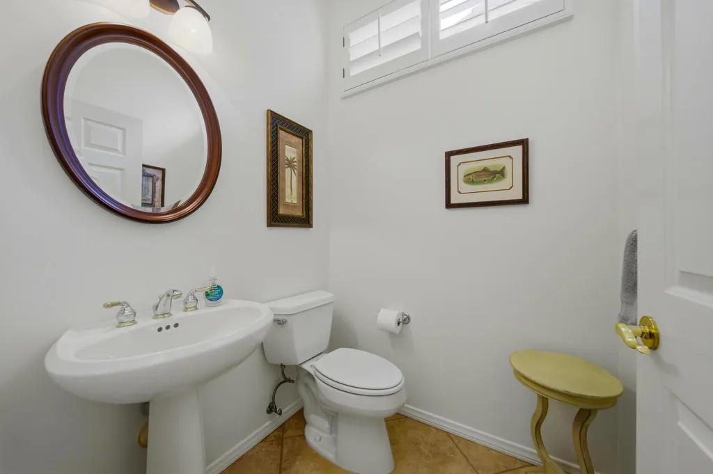 35902 Crescent Street, Palm Desert, California 92211 home-pic-26