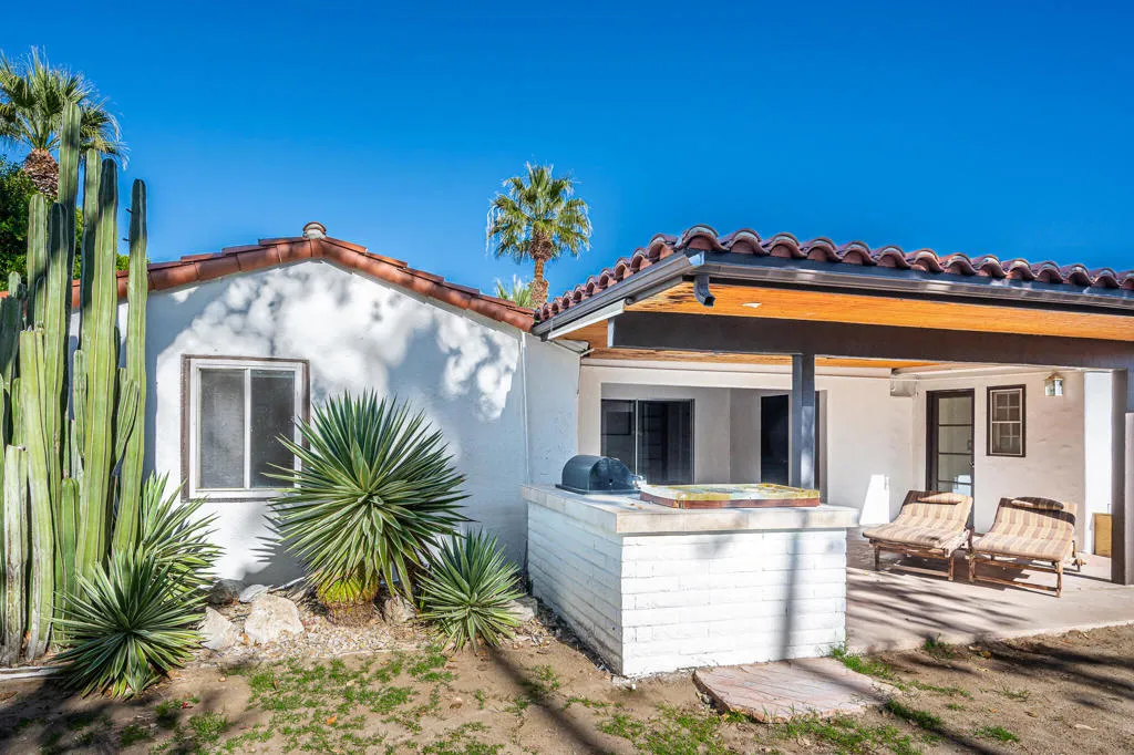 1065 E San Jacinto Way, Palm Springs, California 92262 home-pic-34
