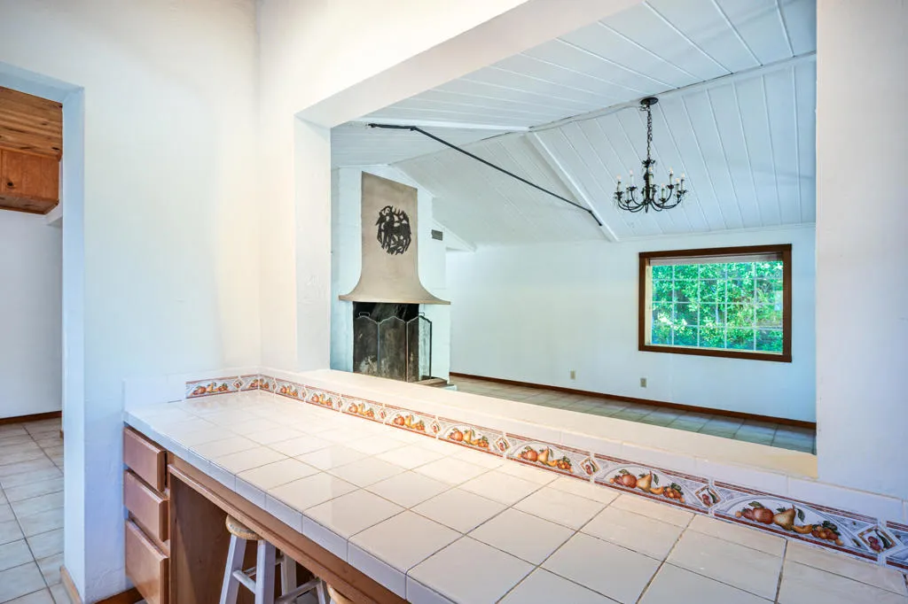 1065 E San Jacinto Way, Palm Springs, California 92262 home-pic-18