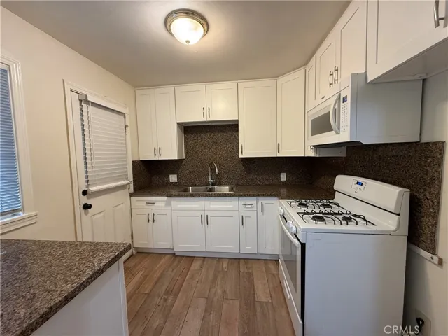 14225 Newport, Tustin, California 92780