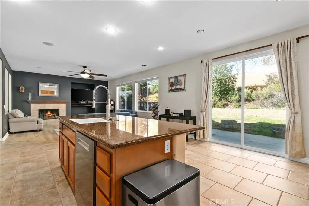 36554 Torrey Pines, Beaumont, California 92223 home-pic-5
