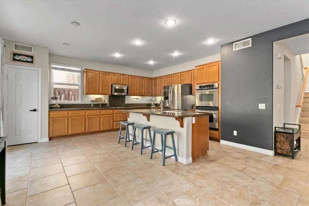 36554 Torrey Pines, Beaumont, California 92223 home-pic-3
