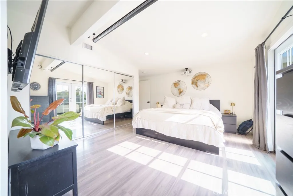 348 Hamilton, Costa Mesa, California 92627 home-pic-22