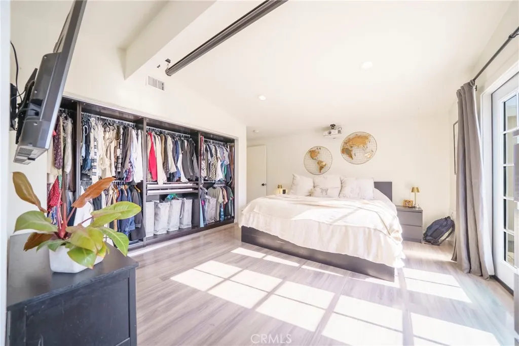 348 Hamilton, Costa Mesa, California 92627 home-pic-23