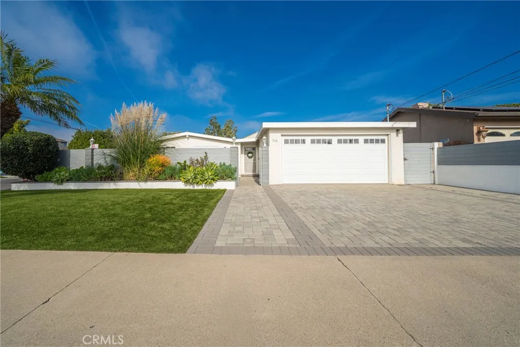 348 Hamilton, Costa Mesa, California 92627 home-pic-1