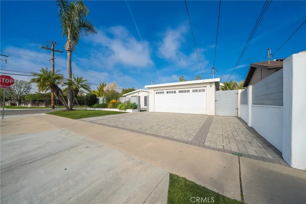 348 Hamilton, Costa Mesa, California 92627 home-pic-49