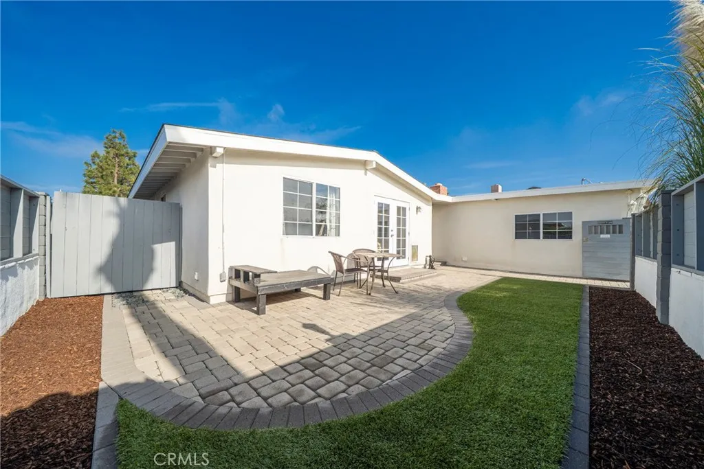 348 Hamilton, Costa Mesa, California 92627 home-pic-4