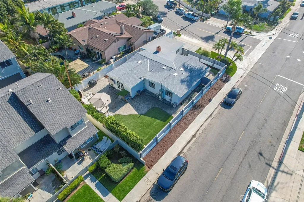 348 Hamilton, Costa Mesa, California 92627 home-pic-40