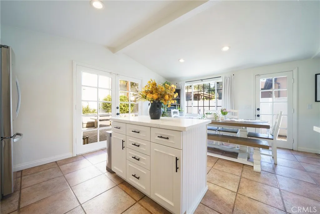 348 Hamilton, Costa Mesa, California 92627 home-pic-15