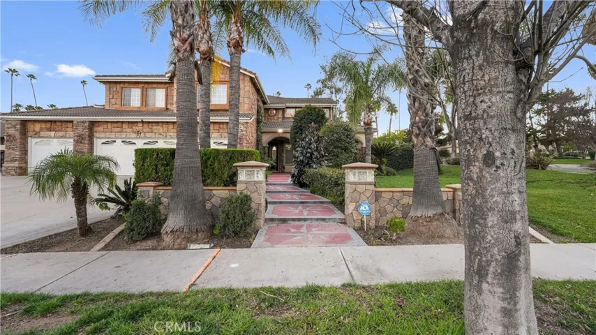 Excellent curb appeal