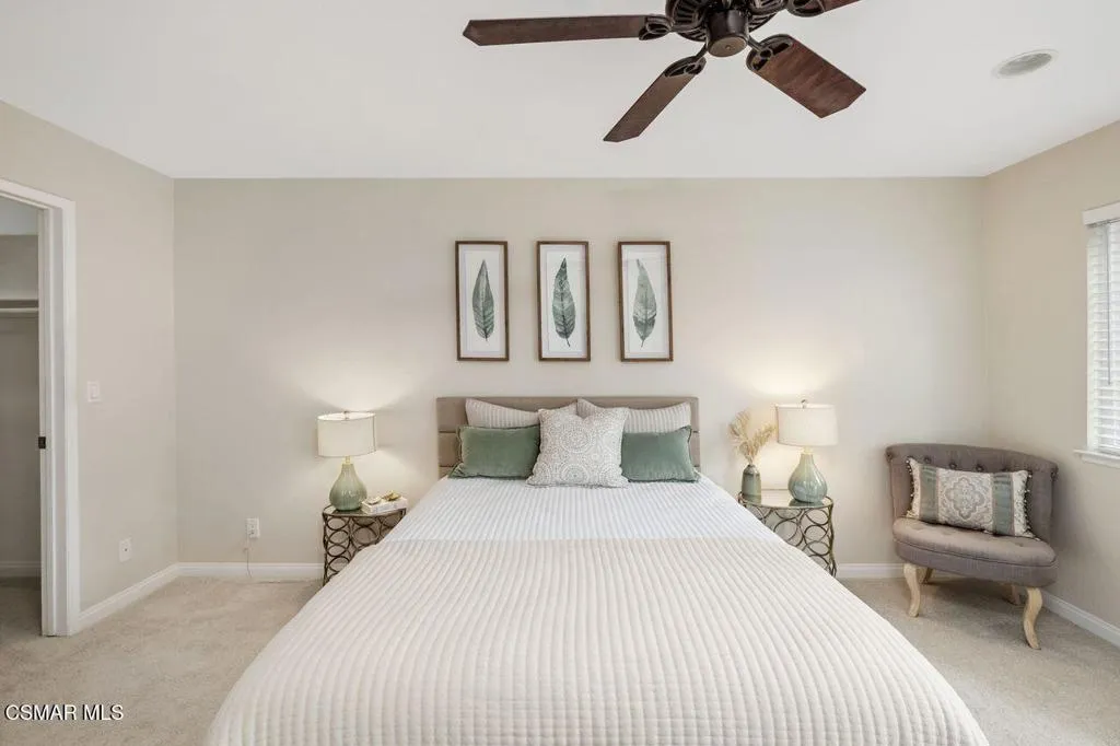 697 Sutton Crest Trail 302, Oak Park, California 91377 home-pic-21