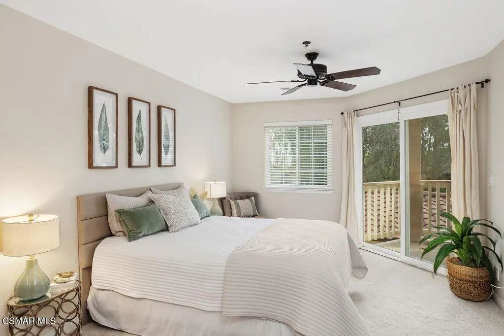 697 Sutton Crest Trail 302, Oak Park, California 91377 home-pic-18