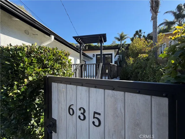 635 Saint Anns Drive, Laguna Beach, California 92651
