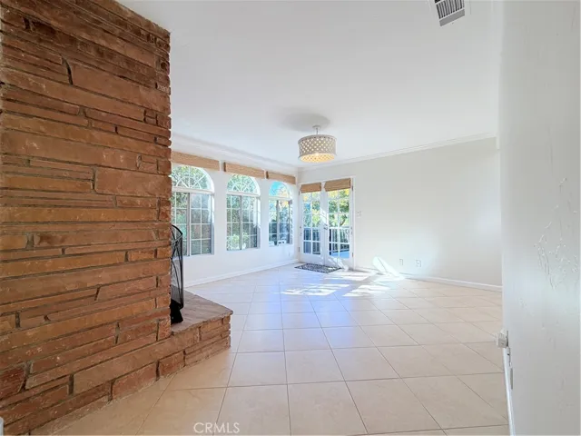 635 Saint Anns Drive, Laguna Beach, California 92651