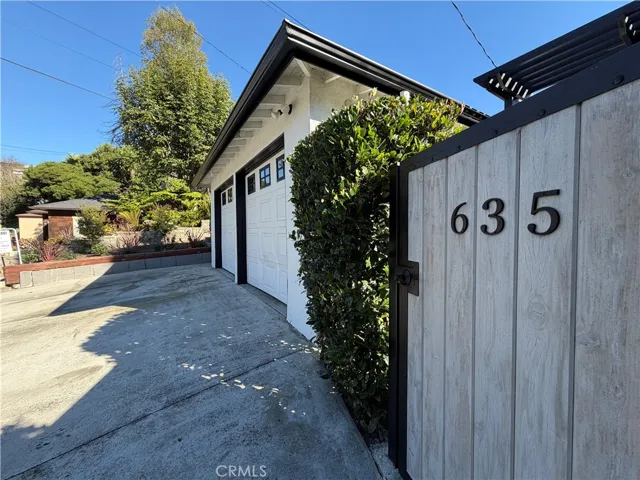 635 Saint Anns Drive, Laguna Beach, California 92651