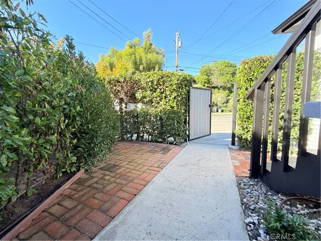 635 Saint Anns Drive, Laguna Beach, California 92651