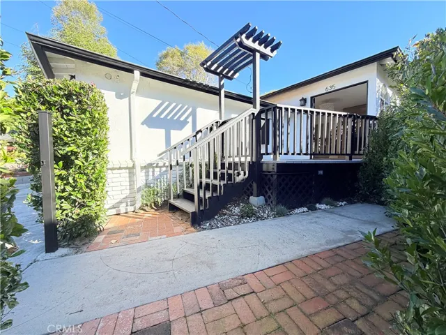 635 Saint Anns Drive, Laguna Beach, California 92651