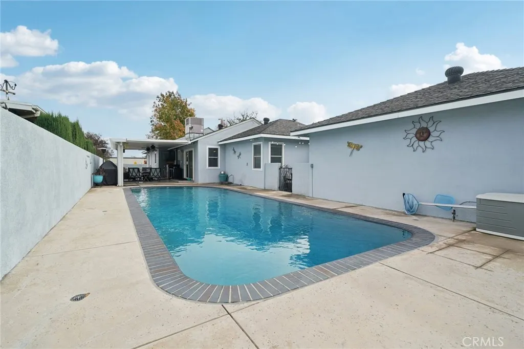 171 E 14th, Upland, California 91786 home-pic-21