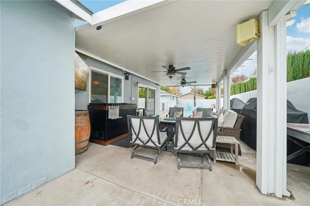 171 E 14th, Upland, California 91786 home-pic-17