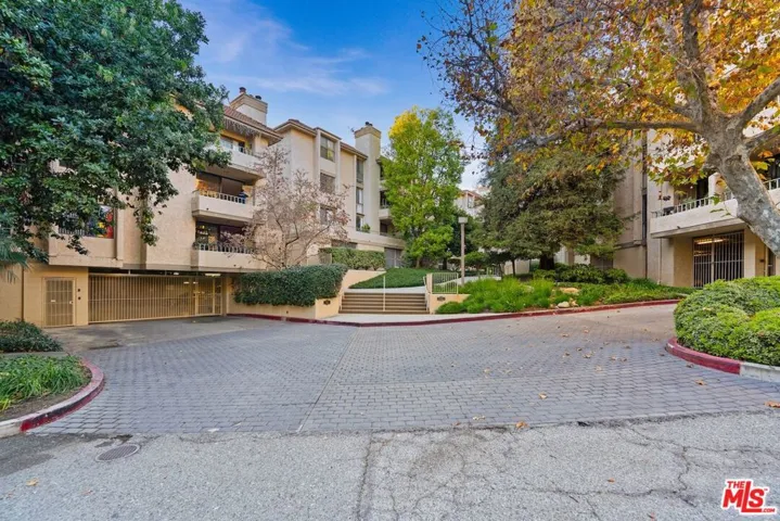 4141 Via Marisol 208, Los Angeles, California 90042
