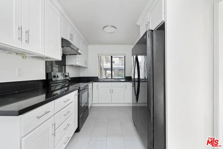 4141 Via Marisol 208, Los Angeles, California 90042