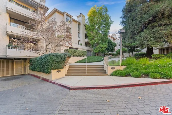 4141 Via Marisol 208, Los Angeles, California 90042