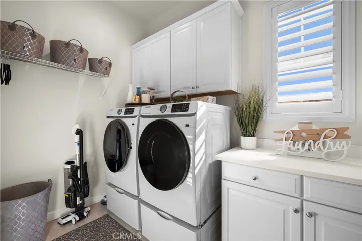 Spacious laundry room