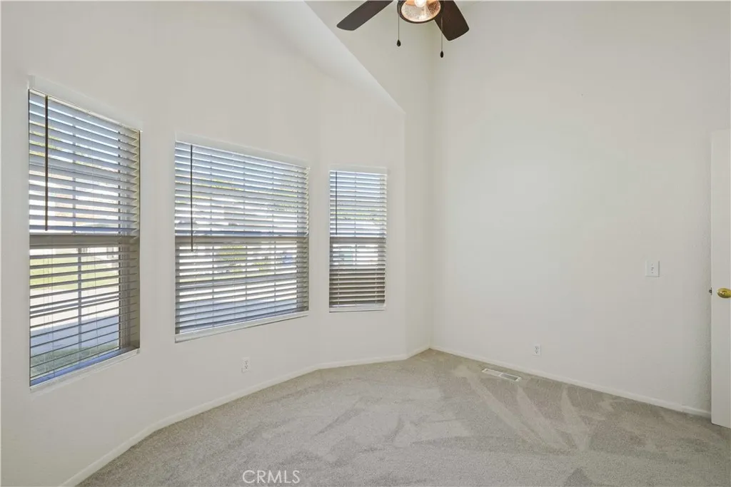 20240 Shadow Island Drive, Canyon Country, California 91351 home-pic-16