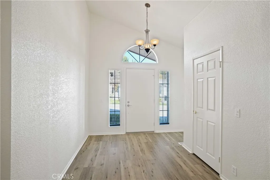 20240 Shadow Island Drive, Canyon Country, California 91351 home-pic-5