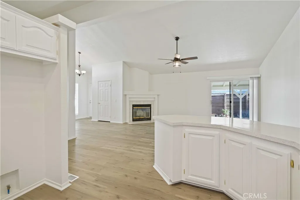 20240 Shadow Island Drive, Canyon Country, California 91351 home-pic-9