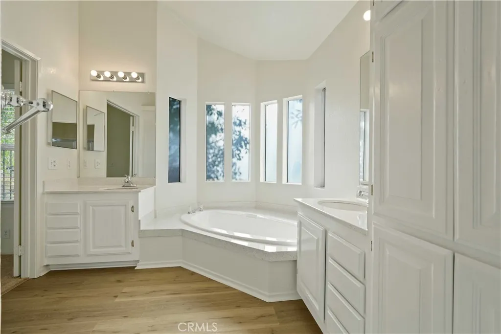 20240 Shadow Island Drive, Canyon Country, California 91351 home-pic-28