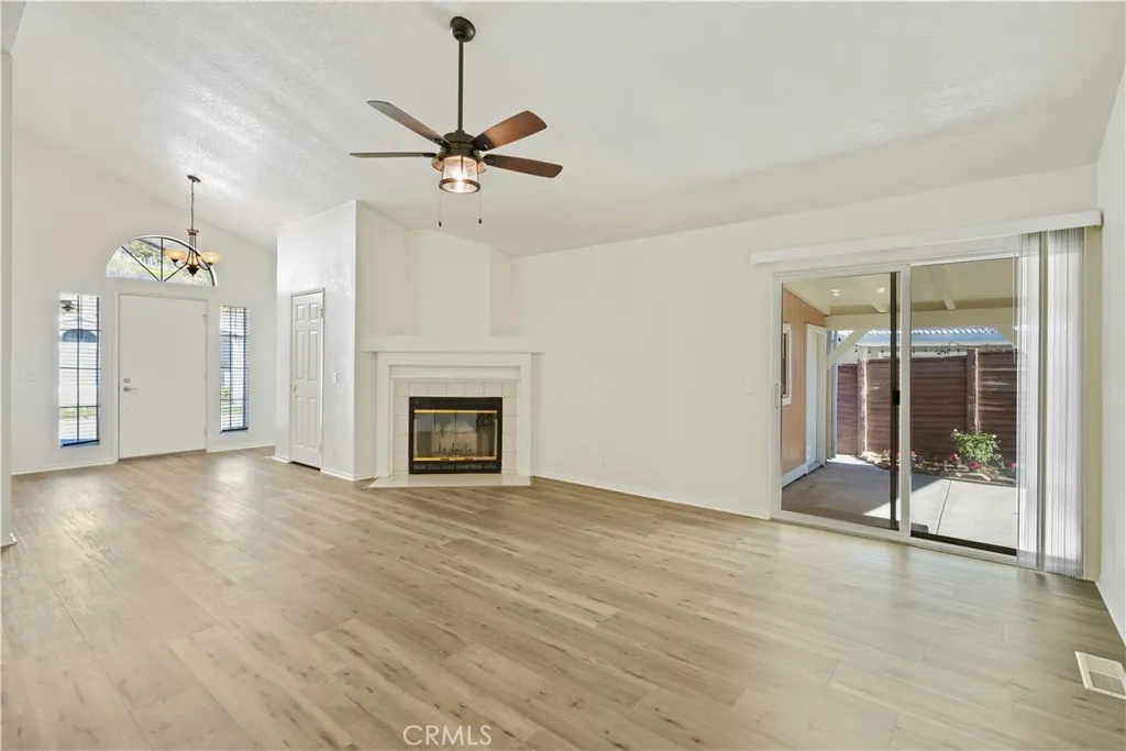 20240 Shadow Island Drive, Canyon Country, California 91351 home-pic-12