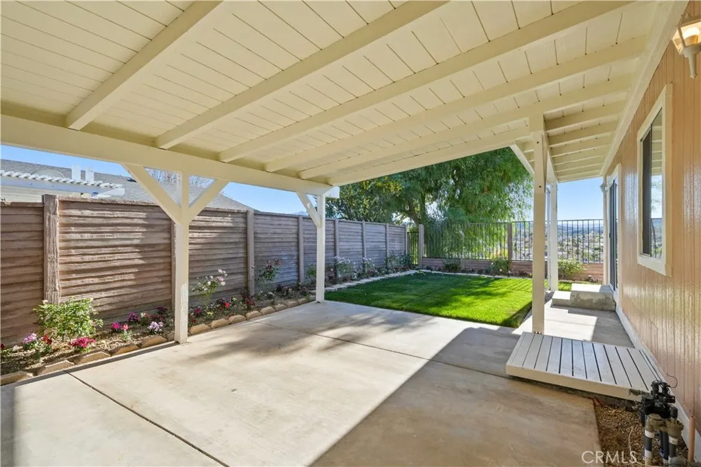 20240 Shadow Island Drive, Canyon Country, California 91351 home-pic-35