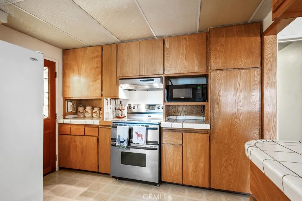 1769 Gates, Manhattan Beach, California 90266 home-pic-6