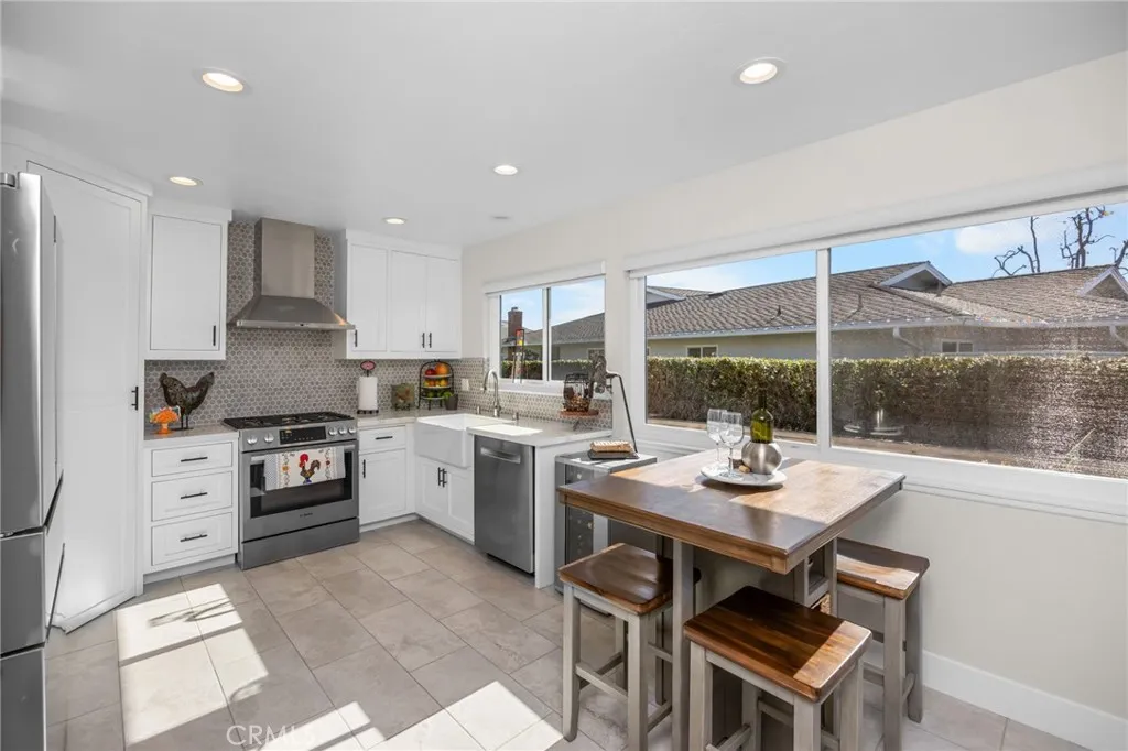 454 Camino Alondra, San Clemente, California 92672 home-pic-13