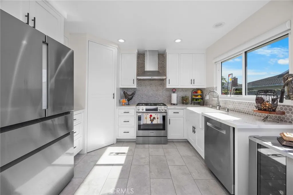 454 Camino Alondra, San Clemente, California 92672 home-pic-17