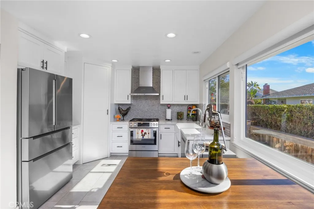 454 Camino Alondra, San Clemente, California 92672 home-pic-16