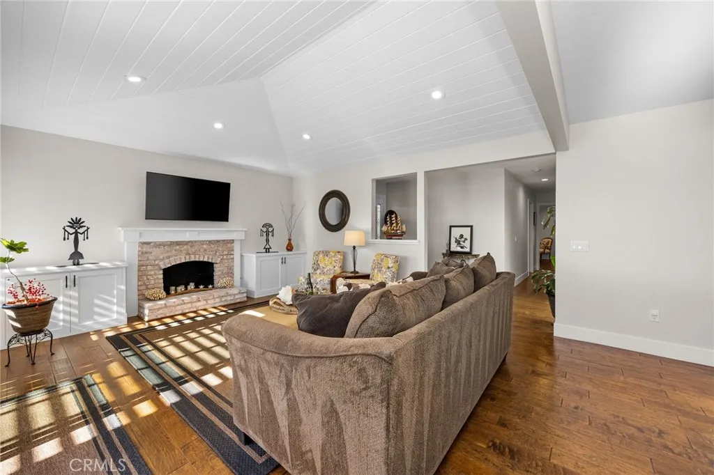 454 Camino Alondra, San Clemente, California 92672 home-pic-7