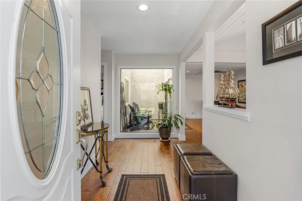 454 Camino Alondra, San Clemente, California 92672 home-pic-3