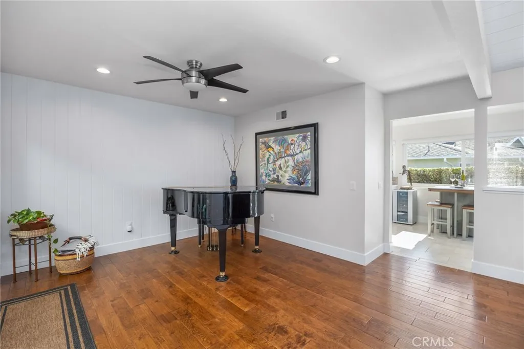 454 Camino Alondra, San Clemente, California 92672 home-pic-11