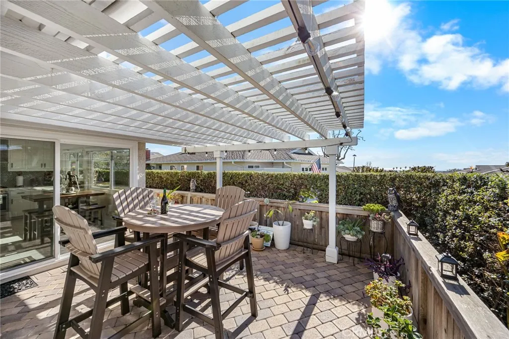 454 Camino Alondra, San Clemente, California 92672 home-pic-37