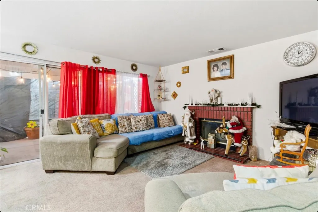 10729 Alton Court, Adelanto, California 92301 home-pic-18
