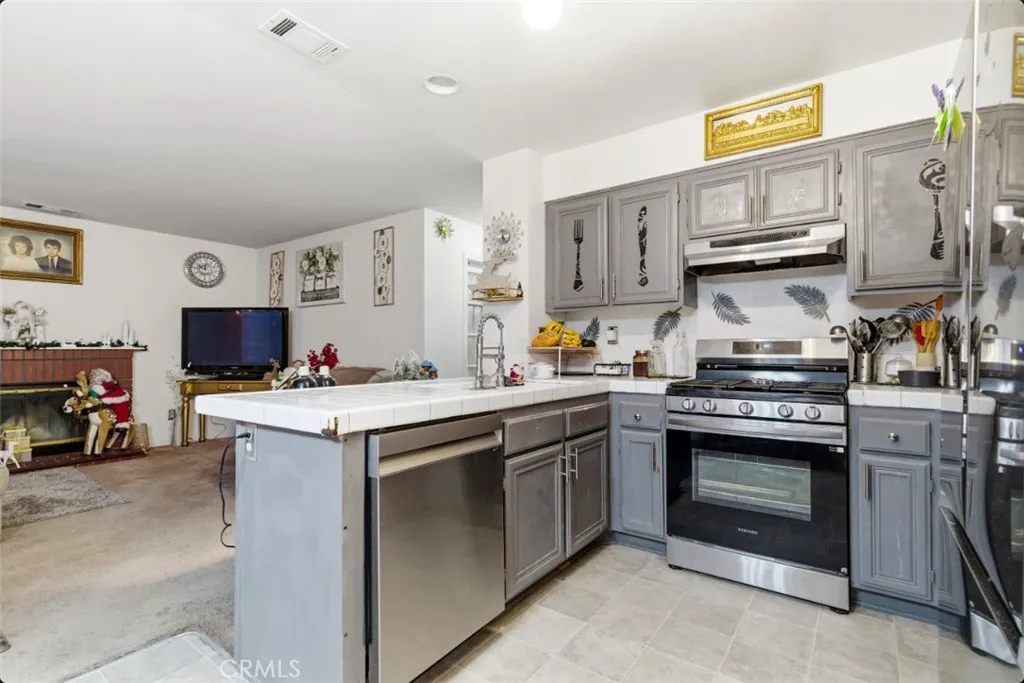 10729 Alton Court, Adelanto, California 92301 home-pic-13