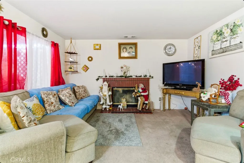 10729 Alton Court, Adelanto, California 92301 home-pic-17