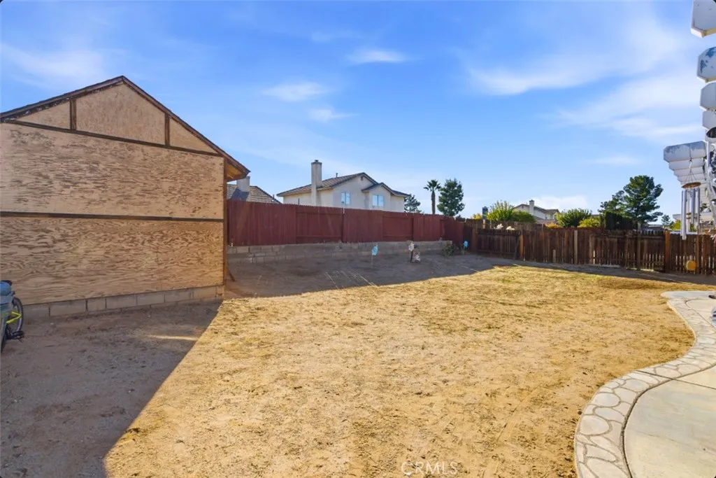 10729 Alton Court, Adelanto, California 92301 home-pic-42