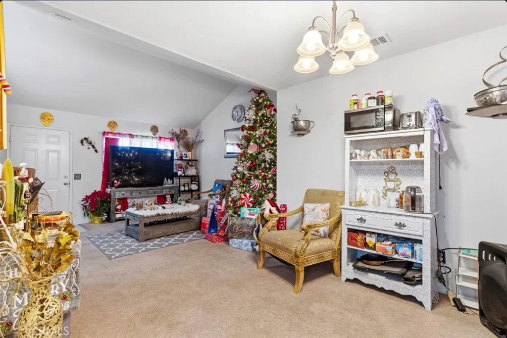 10729 Alton Court, Adelanto, California 92301 home-pic-10