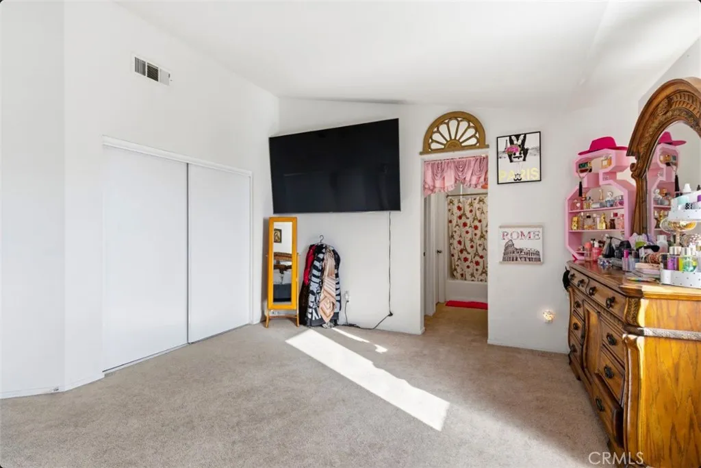 10729 Alton Court, Adelanto, California 92301 home-pic-34