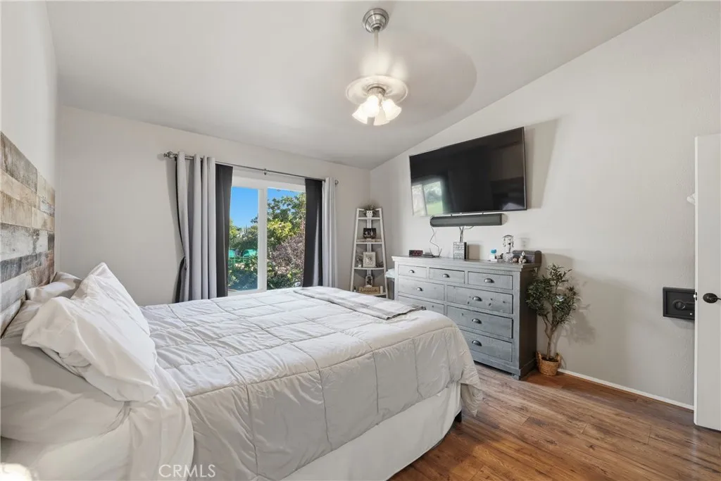 13463 Blackdeer, Corona, California 92883 home-pic-31
