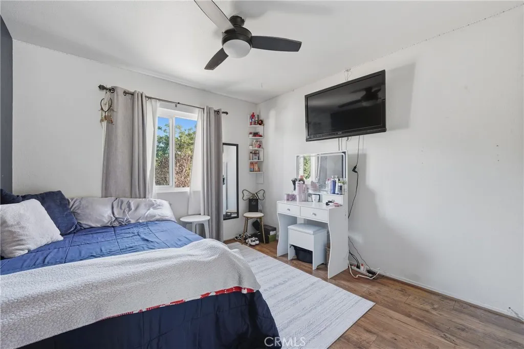 13463 Blackdeer, Corona, California 92883 home-pic-36