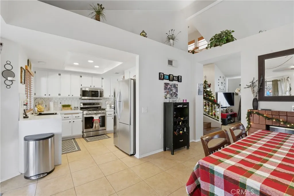 13463 Blackdeer, Corona, California 92883 home-pic-20